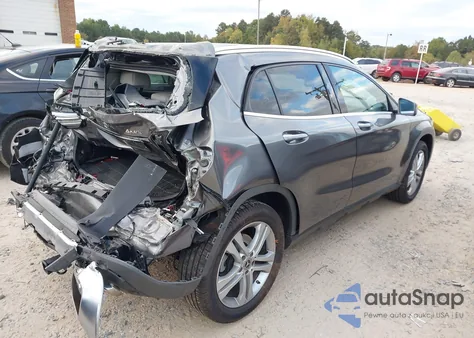 2019 Mercedes-Benz Gla 250 4Matic z USA, uszkodzony, nr VIN WDCTG4GB0KJ542441